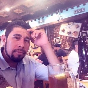 Meet your Posher, Eduardo